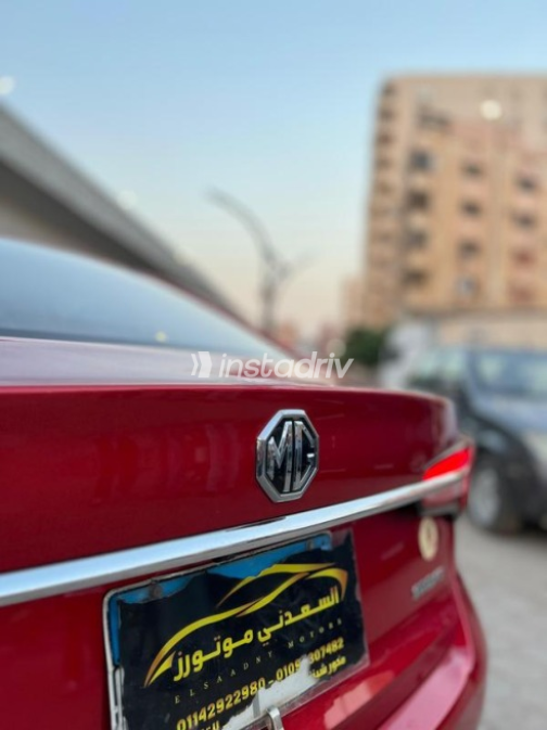 ام جى 5 2022 أحمر غامق أوتوماتيك مستعملة للبيع في مدينة نصر - 5