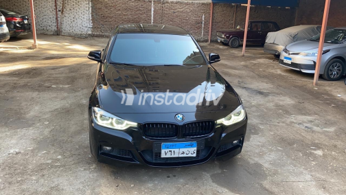 بي ام دبليو 320 2019 أسود أوتوماتيك مستعملة للبيع في القاهرة الكبرى ( القاهرة - الجيزة) - 4