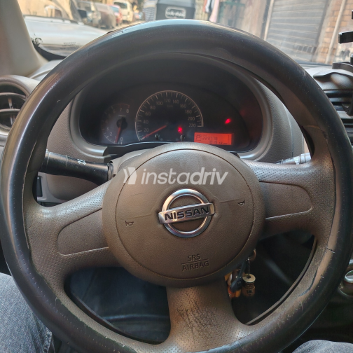 Nissan Sunny 2015 Black Automatic Used for Sale in Greater Cairo ( Cairo + Giza) - 2