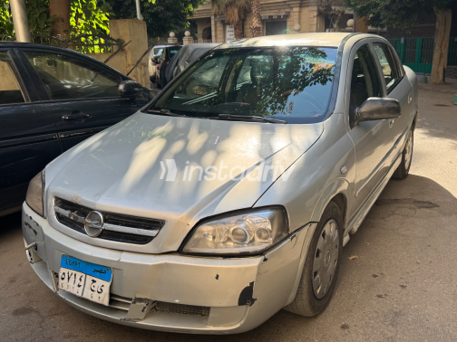 Opel Astra 2004 Silver Automatic Used for Sale in Greater Cairo ( Cairo + Giza) - 7