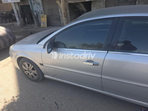 Opel Vectra 2007 Silver Automatic Used for Sale in Alexandria - 4