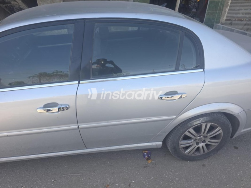 Opel Vectra 2007 Silver Automatic Used for Sale in Alexandria - 5