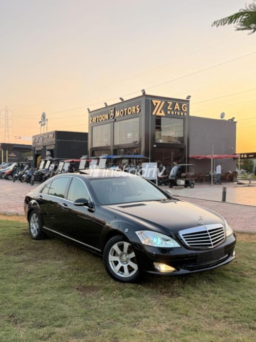 مرسيدس S 350 2009 أسود أوتوماتيك مستعملة للبيع في مدينة الشيخ زايد - 1