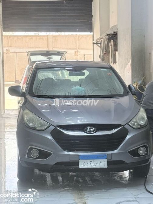 هيونداي IX 35 2013 رمادي غامق أوتوماتيك مستعملة للبيع في القاهرة الكبرى ( القاهرة - الجيزة) - 3