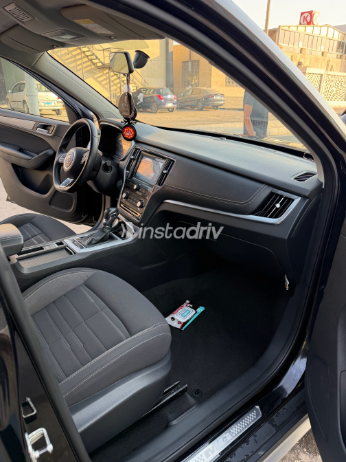 MG Rx5 2022 Black Automatic Used for Sale in Greater Cairo ( Cairo + Giza) - 9