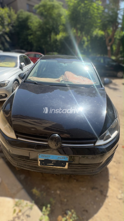 Volkswagen Golf 7 2015 Black Automatic Used for Sale in Greater Cairo ( Cairo + Giza) - 1