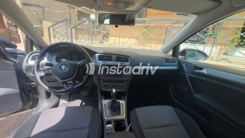 Volkswagen Golf 7 2015 Black Automatic Used for Sale in Greater Cairo ( Cairo + Giza) - 4