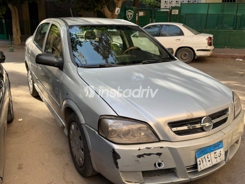 Opel Astra 2004 Silver Automatic Used for Sale in Greater Cairo ( Cairo + Giza) - 6