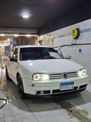 Volkswagen Golf 1999 White Automatic Used for Sale in Giza