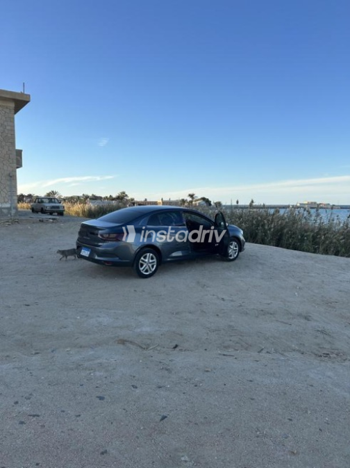 Renault Megane 2020 White Automatic Used for Sale in Greater Cairo ( Cairo + Giza) - 2