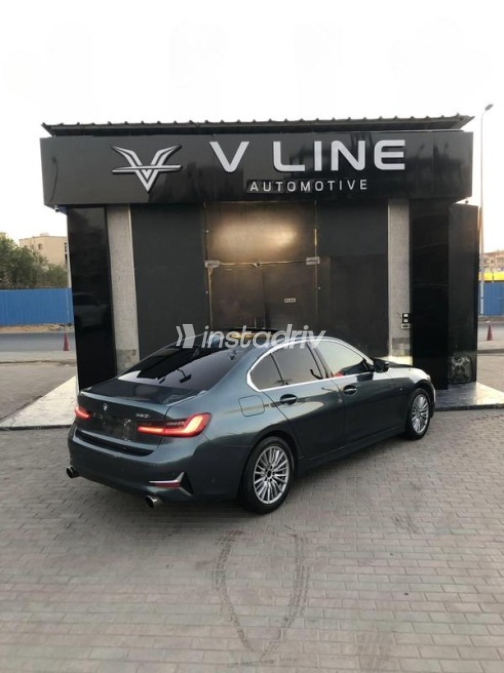 بي ام دبليو 320 2020 أخضر أوتوماتيك مستعملة للبيع في القاهرة - 2