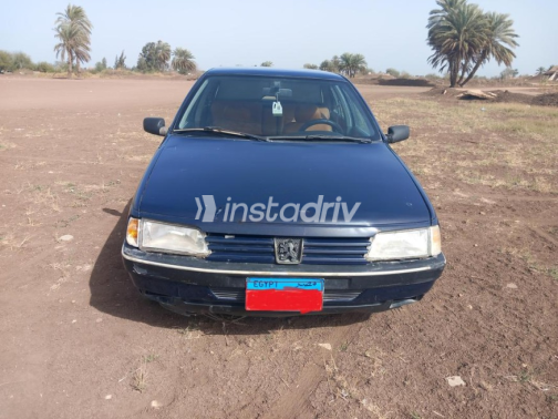بيجو 405 1990 أزرق غامق أوتوماتيك مستعملة للبيع في طنطا - 7
