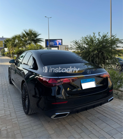 مرسيدس E 200 2025 أسود أوتوماتيك مستعملة للبيع في القاهرة الكبرى ( القاهرة - الجيزة) - 1