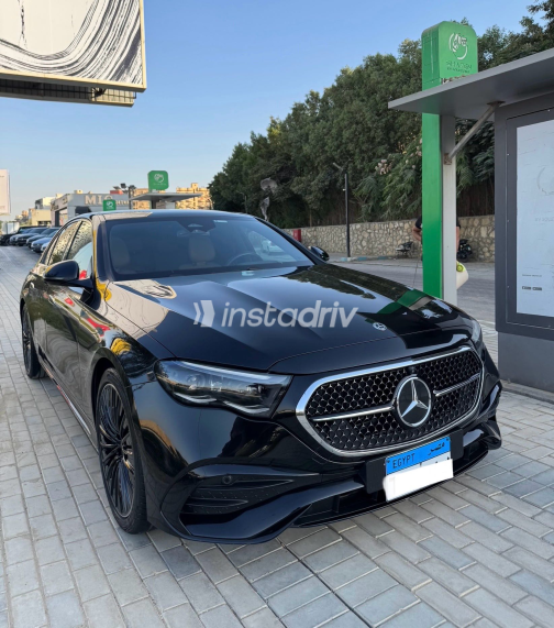 مرسيدس E 200 2025 أسود أوتوماتيك مستعملة للبيع في القاهرة الكبرى ( القاهرة - الجيزة) - 7