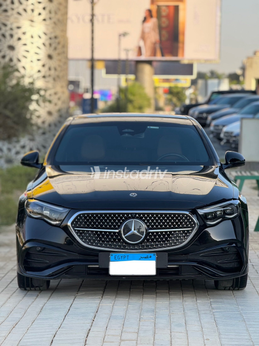 مرسيدس E 200 2025 أسود أوتوماتيك مستعملة للبيع في القاهرة الكبرى ( القاهرة - الجيزة) - 9