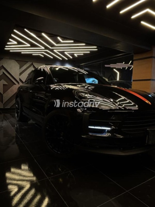 Porsche Macan 2021 Black Automatic Used for Sale in Mohandessin - 2