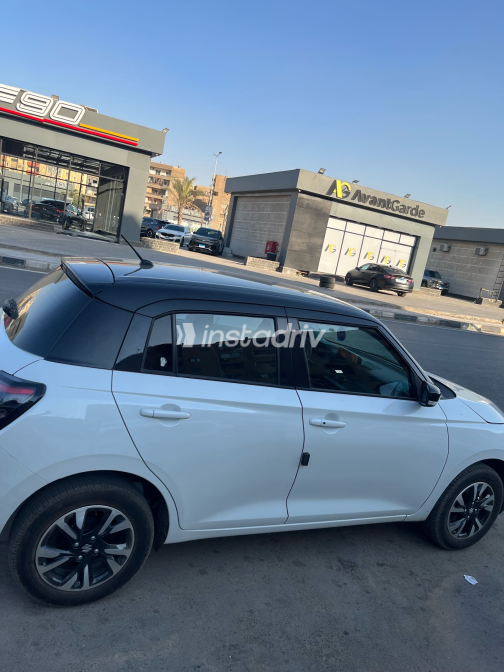 Suzuki Swift 2026 White Automatic Used for Sale in Greater Cairo ( Cairo + Giza) - 2