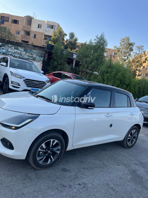 Suzuki Swift 2026 White Automatic Used for Sale in Greater Cairo ( Cairo + Giza) - 6
