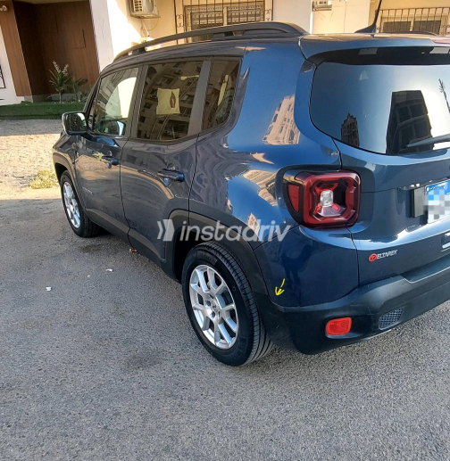 Jeep Renegade 2023 White Automatic Used for Sale in Greater Cairo ( Cairo + Giza) - 5