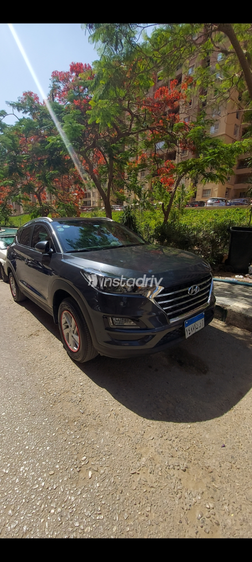 Hyundai Tucson 2021 Gray Automatic Used for Sale in Greater Cairo ( Cairo + Giza) - 7