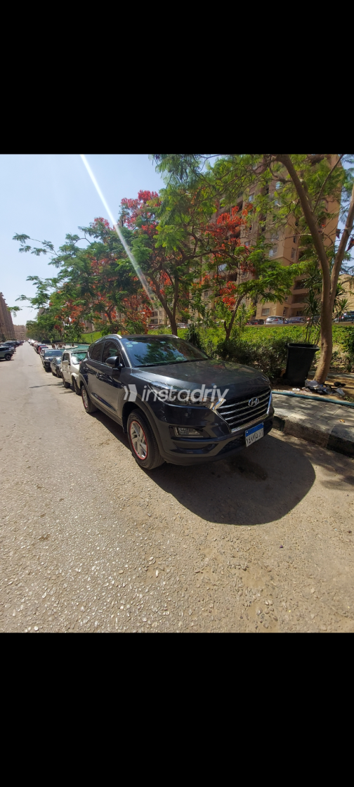Hyundai Tucson 2021 Gray Automatic Used for Sale in Greater Cairo ( Cairo + Giza) - 9