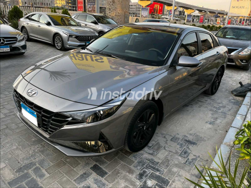 هيونداي إلنترا سى ان 7 2021 برونزي أوتوماتيك مستعملة للبيع في القاهرة الكبرى ( القاهرة - الجيزة) - 3