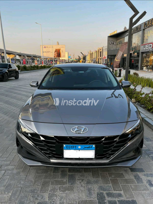 هيونداي إلنترا سى ان 7 2021 برونزي أوتوماتيك مستعملة للبيع في القاهرة الكبرى ( القاهرة - الجيزة) - 5