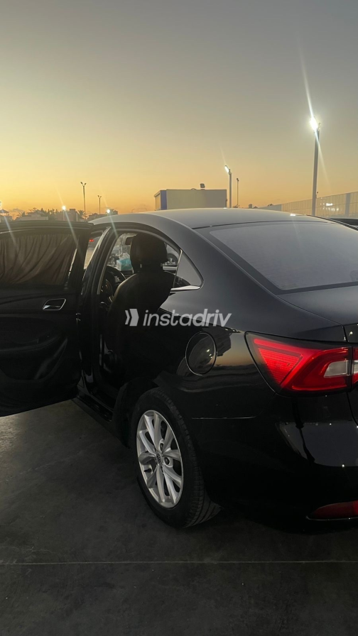 ام جى 5 2022 أسود CVT مستعملة للبيع في القاهرة الكبرى ( القاهرة - الجيزة) - 2