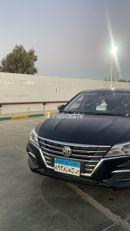 ام جى 5 2022 أسود CVT مستعملة للبيع في القاهرة الكبرى ( القاهرة - الجيزة) - 3