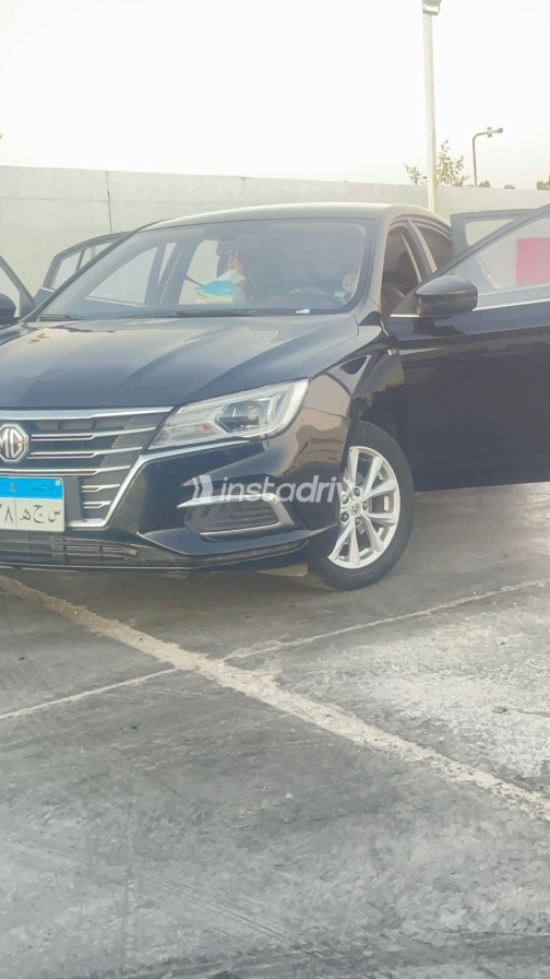 ام جى 5 2022 أسود CVT مستعملة للبيع في القاهرة الكبرى ( القاهرة - الجيزة) - 8