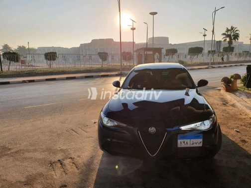 Alfa Romeo Giulia 2020 White Automatic Used for Sale in Greater Cairo ( Cairo + Giza) - 3