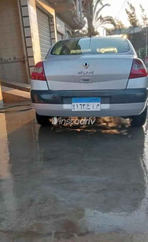 رينو ميجان 2005 فضي أوتوماتيك مستعملة للبيع في المنصورة - 2