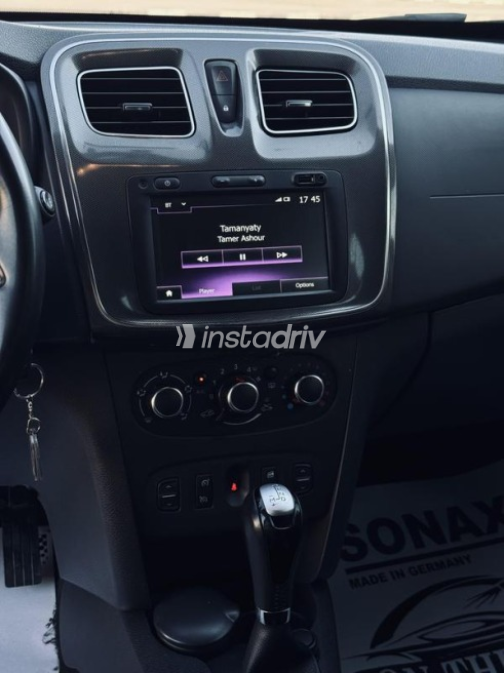 Renault Sandero Step Way 2021 Black Automatic Used for Sale in Greater Cairo ( Cairo + Giza) - 7