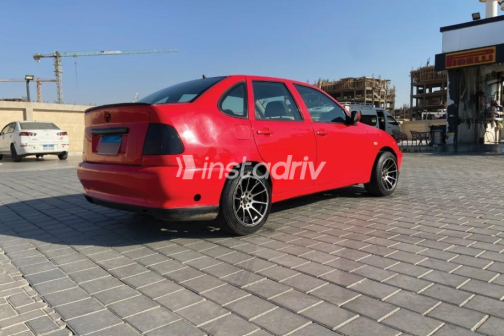 Volkswagen Polo 2001 Red Automatic Used for Sale in Nasr city - 5