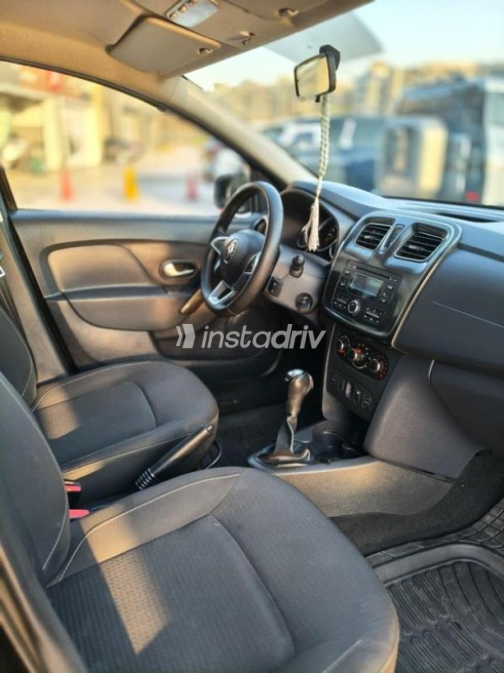 Renault Logan 2022 Black Automatic Used for Sale in Nasr city - 5