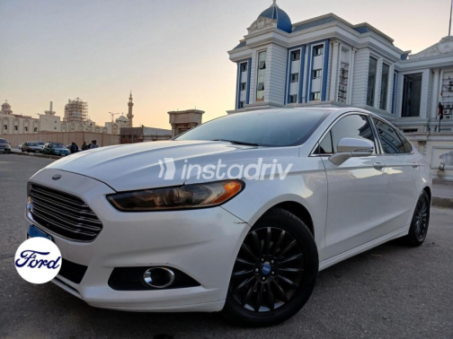 Ford Fusion 2013 White Automatic Used for Sale in Cairo - 3