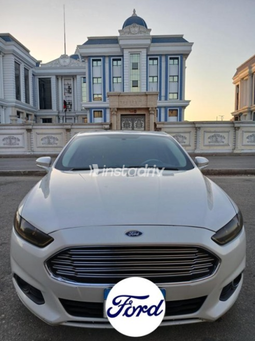 Ford Fusion 2013 White Automatic Used for Sale in Cairo - 8