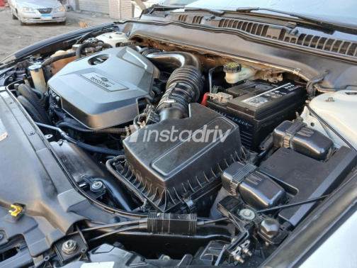 Ford Fusion 2013 White Automatic Used for Sale in Cairo - 9