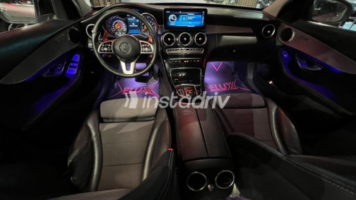 Mercedes C 200 2020 Gray Automatic Used for Sale in Sheikh Zayed City - 7