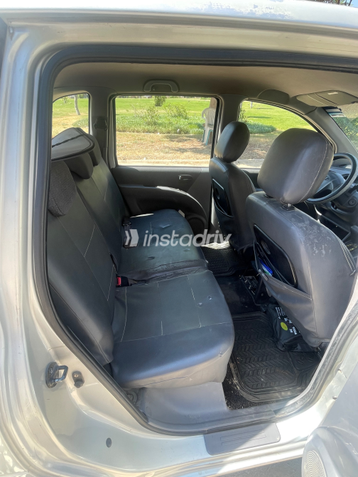 Hyundai Matrix 2007 Silver Automatic Used for Sale in Greater Cairo ( Cairo + Giza) - 8
