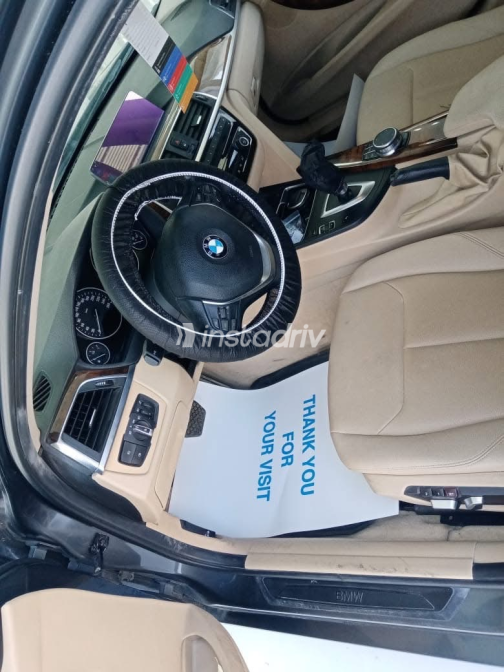 BMW 320 2018 Gray Automatic Used for Sale in Greater Cairo ( Cairo + Giza) - 4