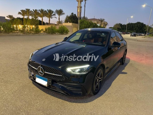مرسيدس C 200 2022 أسود أوتوماتيك مستعملة للبيع في 6 أكتوبر - 3