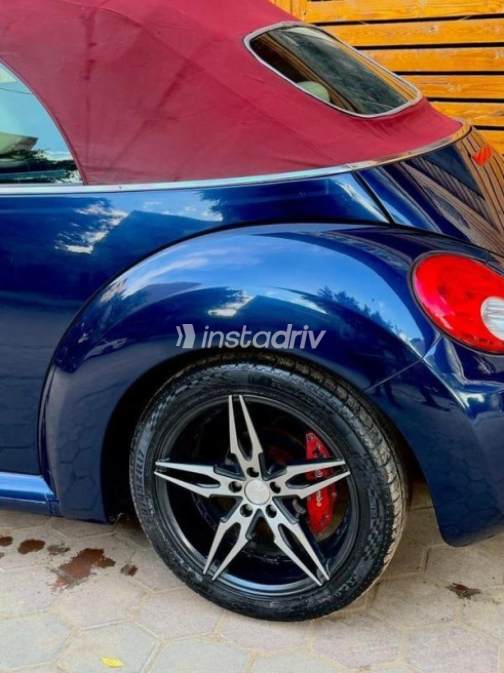 Volkswagen Beetle 2005 Blue Automatic Used for Sale in Helwan - 10