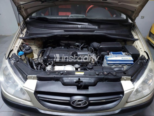 Hyundai Getz 2010 Gold Automatic Used for Sale in Heliopolis - 8