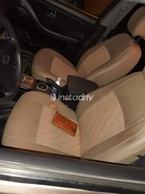 Hyundai Elantra HD 2017 Bronze Automatic Used for Sale in Cairo - 4