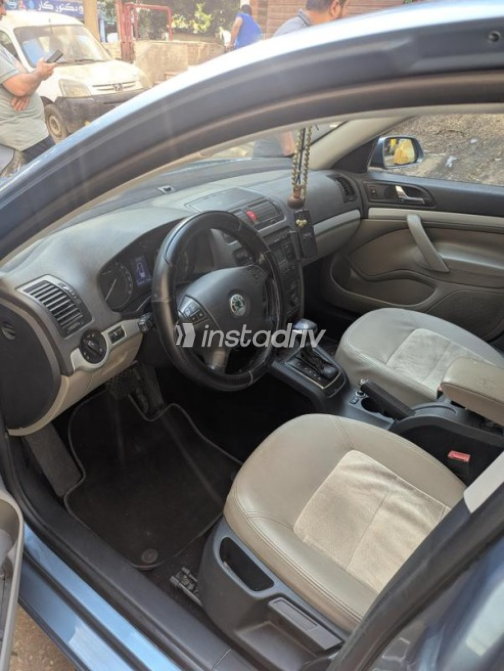 Skoda Octavia A5 2008 Blue Automatic Used for Sale in Cairo - 4