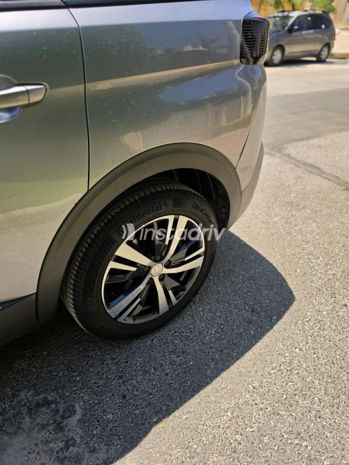 Peugeot 5008 2019 Silver Automatic Used for Sale in Greater Cairo ( Cairo + Giza) - 7