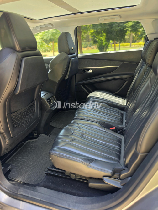 Peugeot 5008 2019 Silver Automatic Used for Sale in Greater Cairo ( Cairo + Giza) - 9