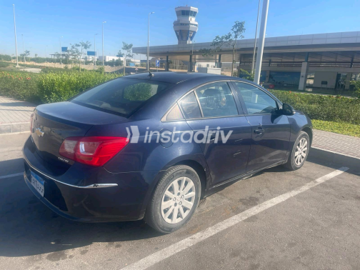 Chevrolet Cruze 2017 White Automatic Used for Sale in Greater Cairo ( Cairo + Giza) - 2