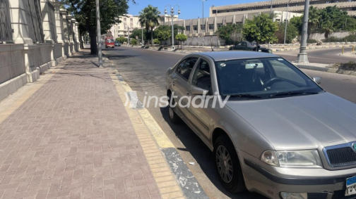 سكودا اوكتافيا 2007 ذهبي أوتوماتيك مستعملة للبيع في الإسكندرية - 2
